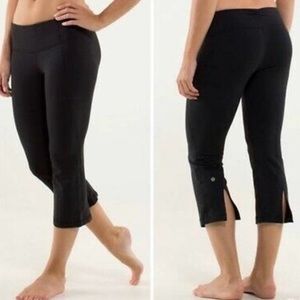 Lululemon Gather and Crow Crop